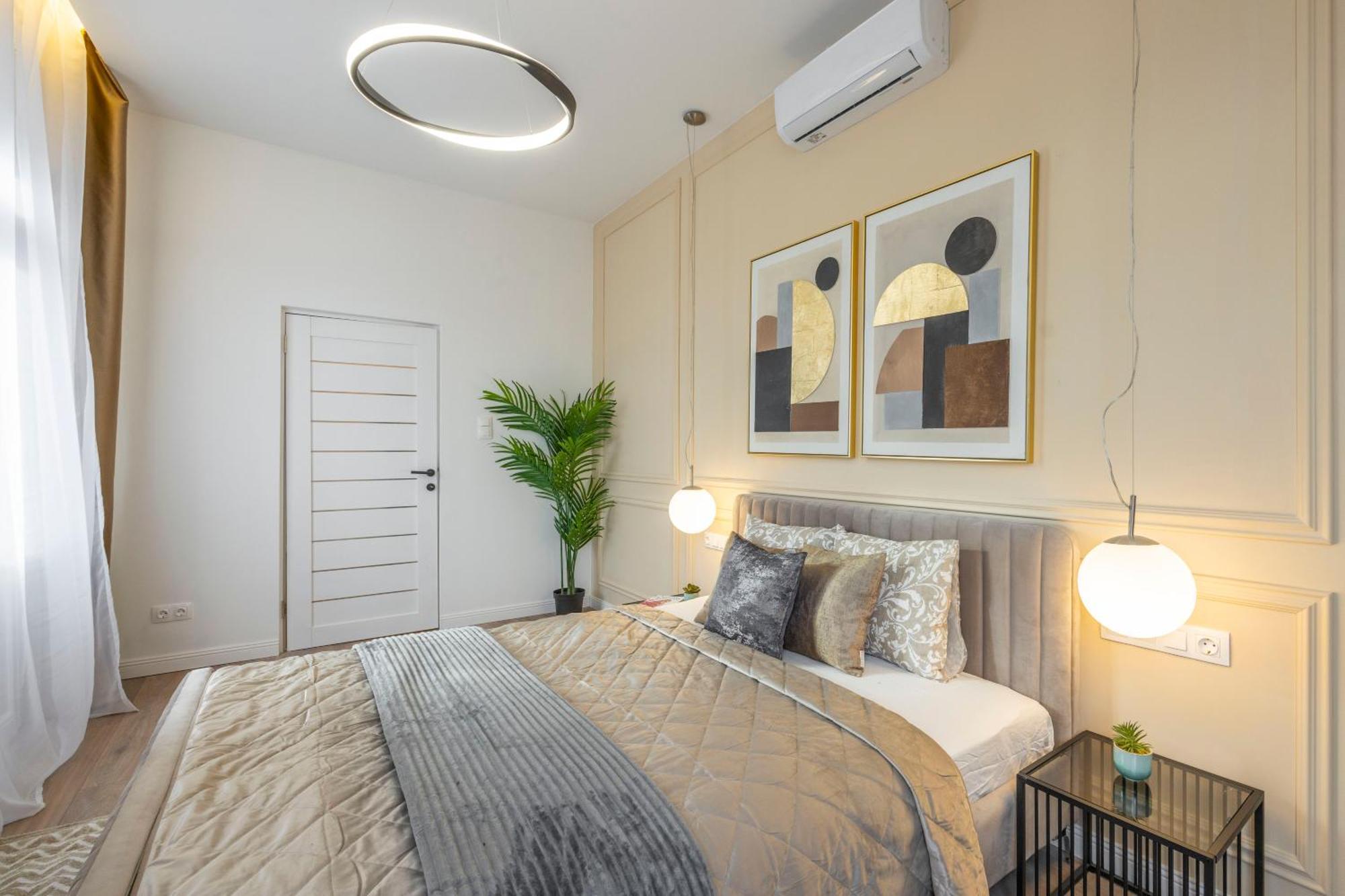 Luxury & Classy Central Apartment With 3Bedrm, 2Bathrm Budapeste Exterior foto