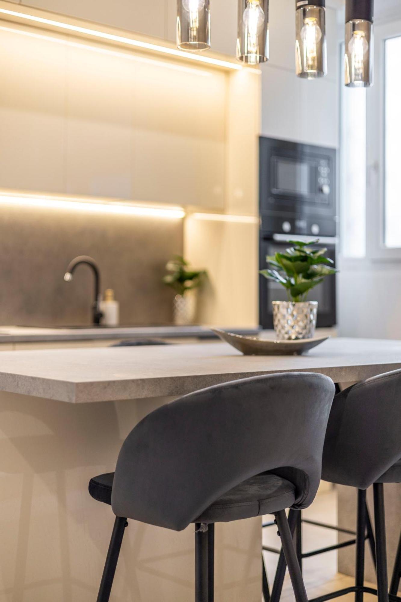 Luxury & Classy Central Apartment With 3Bedrm, 2Bathrm Budapeste Exterior foto