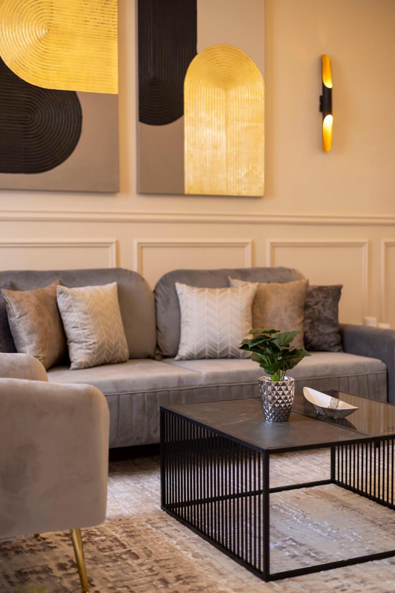Luxury & Classy Central Apartment With 3Bedrm, 2Bathrm Budapeste Exterior foto