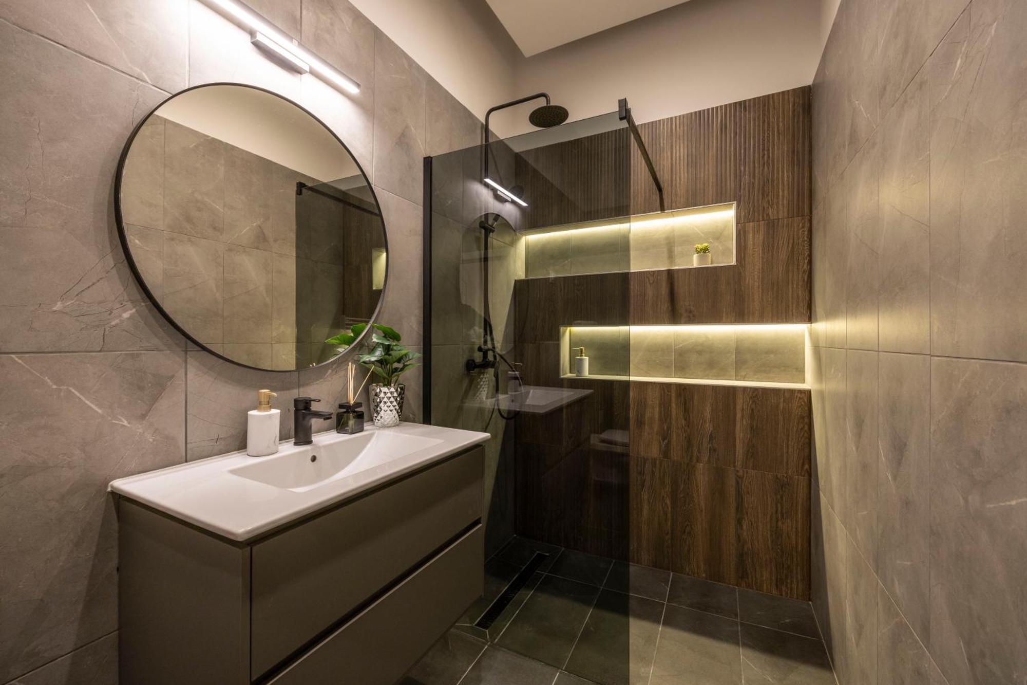 Luxury & Classy Central Apartment With 3Bedrm, 2Bathrm Budapeste Exterior foto