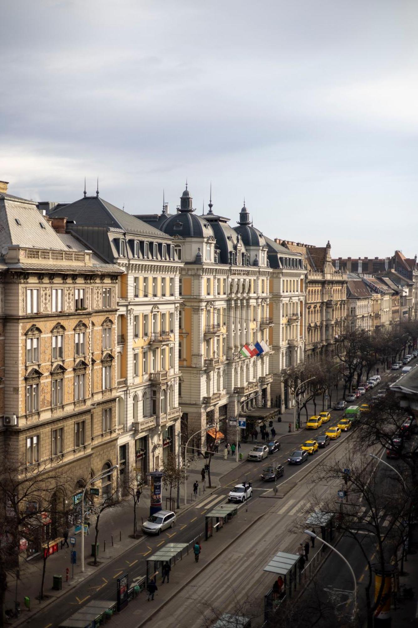 Luxury & Classy Central Apartment With 3Bedrm, 2Bathrm Budapeste Exterior foto